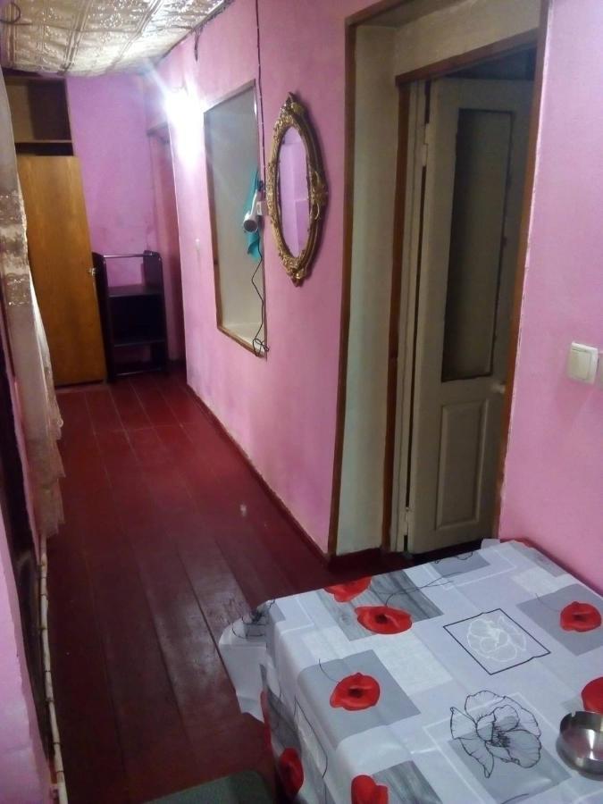 Baazovi 17 Apartment Tbilisi ภายนอก รูปภาพ