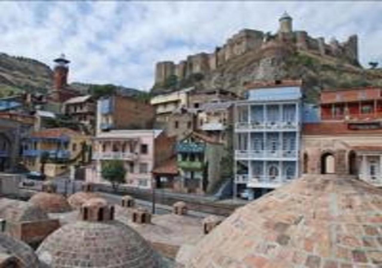 Baazovi 17 Apartment Tbilisi ภายนอก รูปภาพ