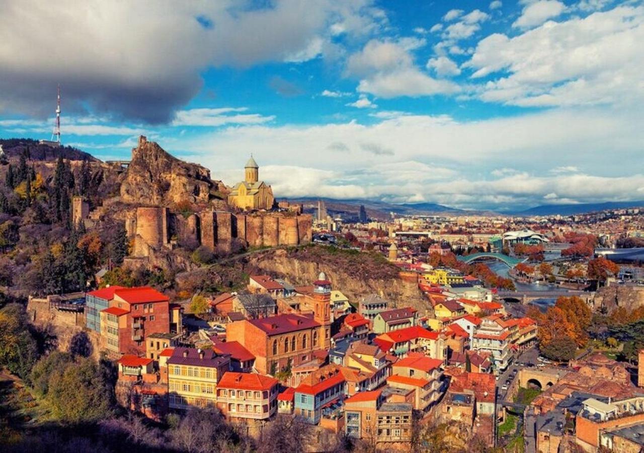 Baazovi 17 Apartment Tbilisi ภายนอก รูปภาพ